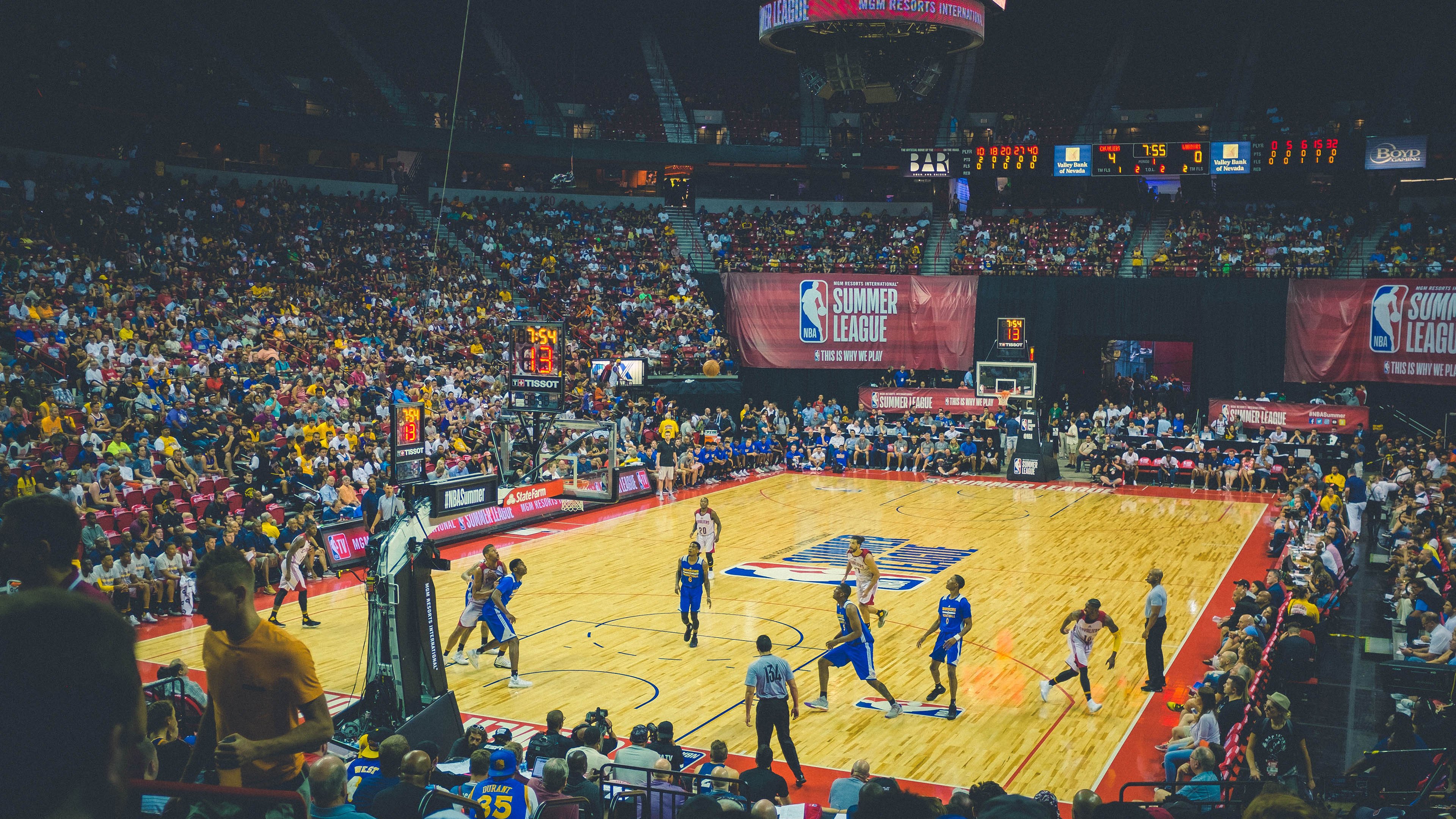 mk中国官网-城市赛事夜间照明测试确保晚间比赛效果与安全,城市夜景照明施工及验收规范