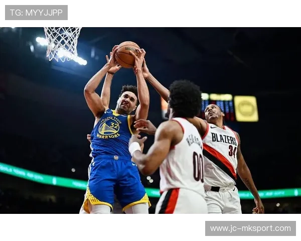 勇士队领跑联盟，目标再创新高，勇士全队