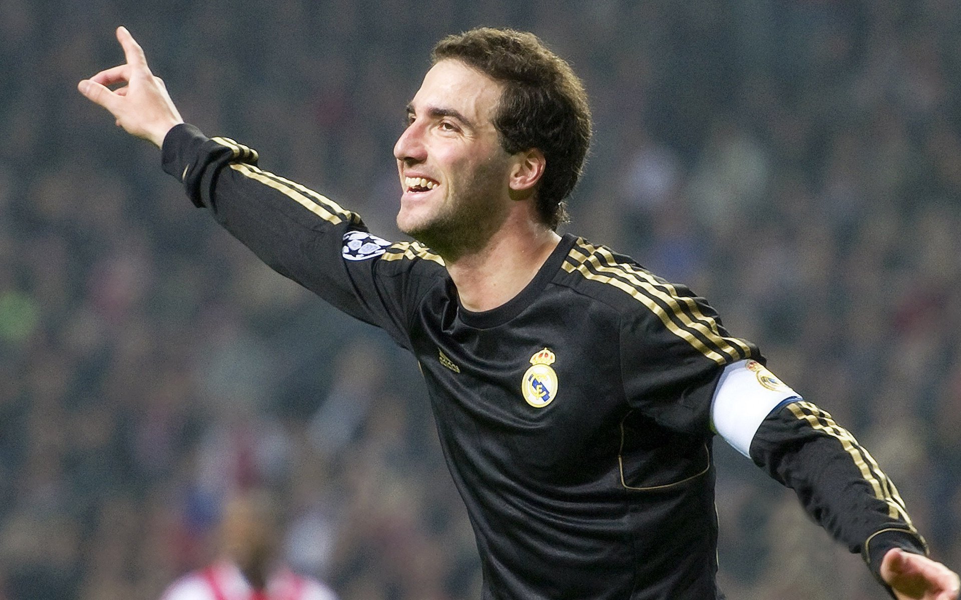 mk体育现在-库里三分球纪录：历史第一人，无人能及，库里历年三分球大赛