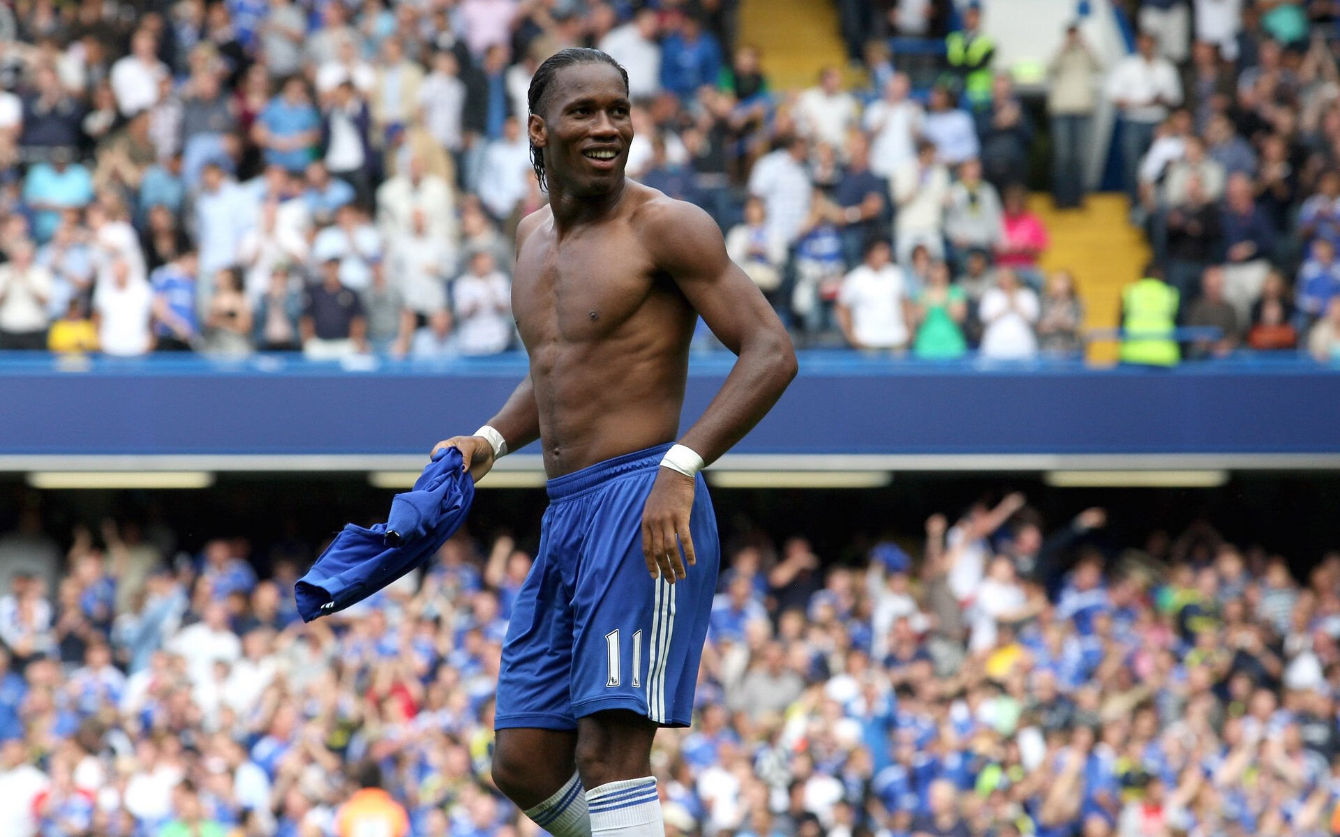 mk官网入口-球员在中超比赛后被选为当月最佳球员，中超最佳11人