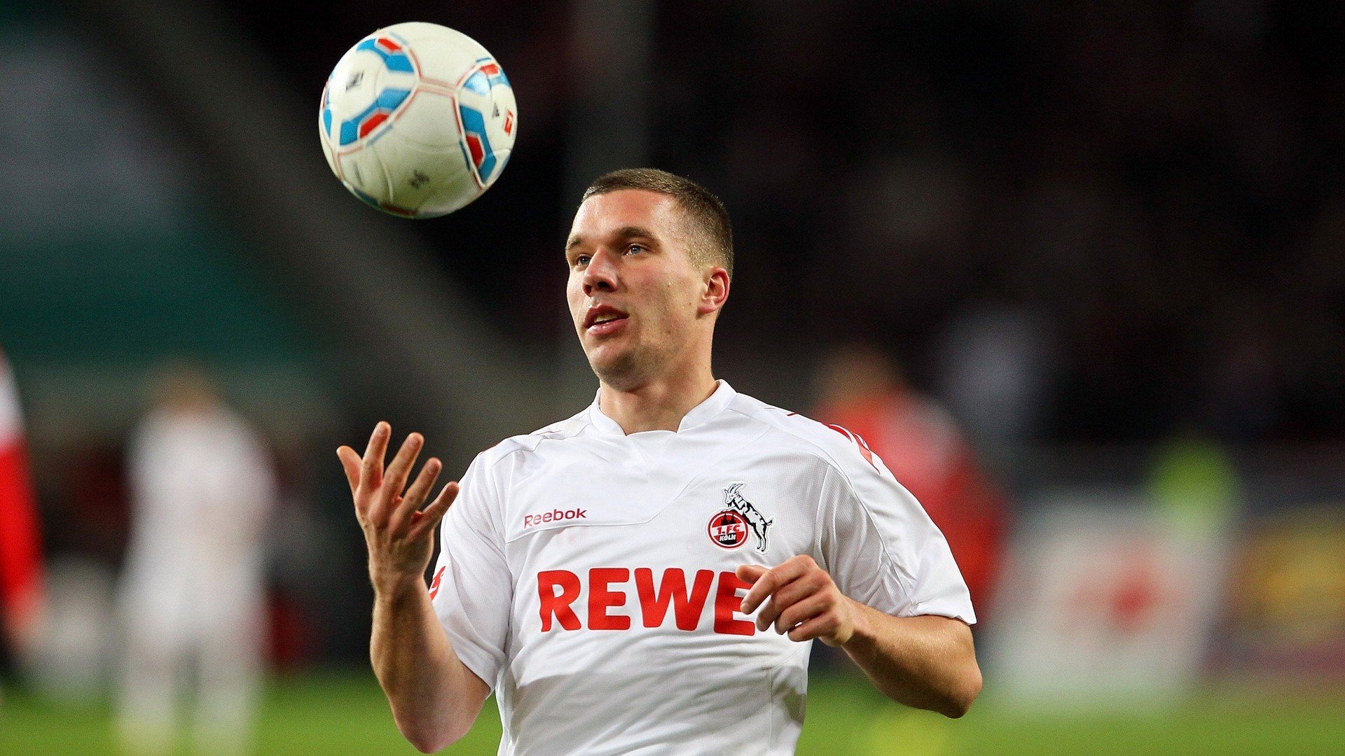 mk体育官网-田径：突破纪录、抢占高地，中国运动员亮眼！，中国田径高手